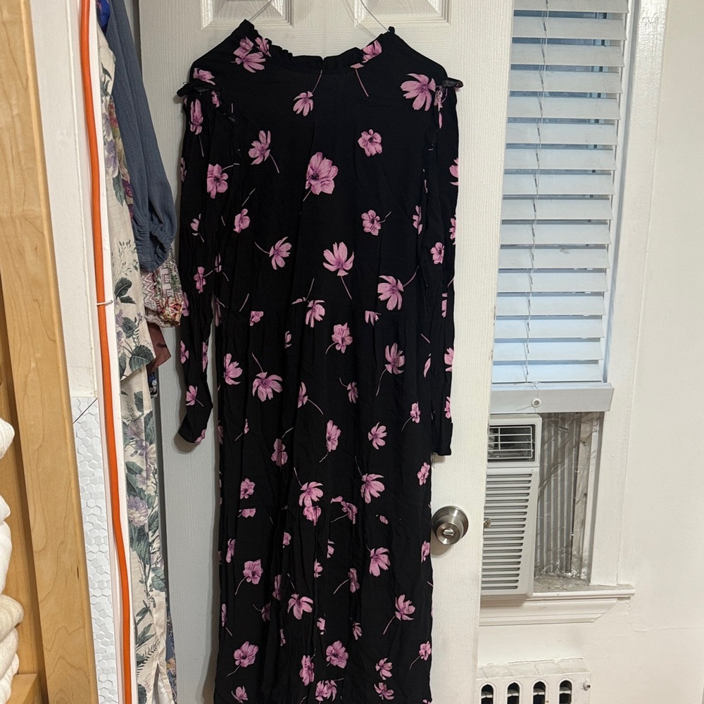 New Look Black Maxi Dress with Pink Floral Print